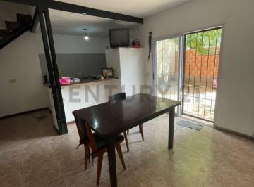 Casa · 53m² · 2 Ambientes · Venta - Duplex 1 Dormitorio - Casilda