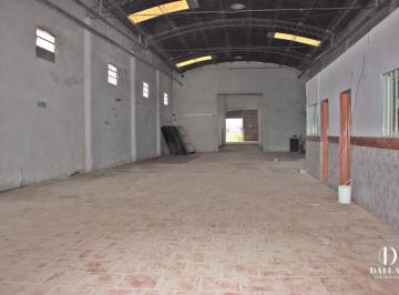 Bodega-Galpón · 996m² · 8 Ambientes · Gran Galpon Industrial