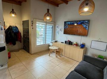 Casa · 200m² · 4 Ambientes · 3 Cocheras · Casa + Departamento Zona Sur