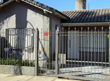 Casa de 5 ambientes, Avellaneda · Casa Amplia en Excelente Estado - 5 Amb