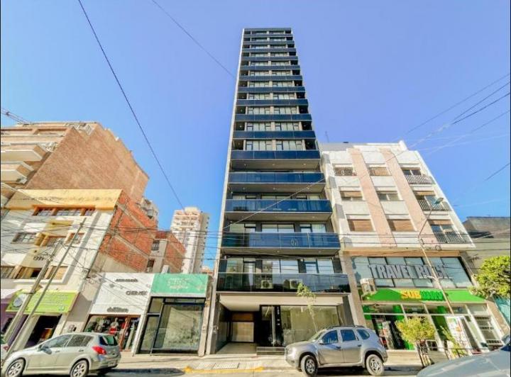 Departamento · 90m² · 4 Ambientes · 1 Cochera