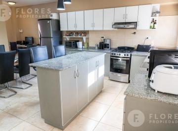 Departamento · 90m² · 3 Ambientes · 1 Cochera · Departamento en Venta, 3 Ambientes, 2 Dorm., 2 Ba