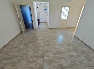 Departamento de 4 ambientes, La Plata · Departamento de 70 m² con 2 Dorm. en Alquiler en Villa Elvira