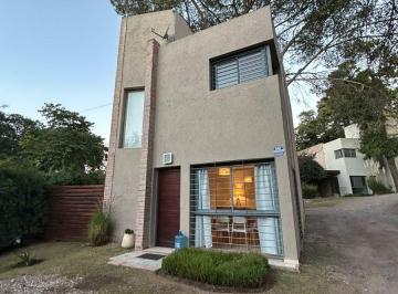 Casa de 4 ambientes, Villa Allende · Dúplex en Venta - Housing en San Alfonso - Villa Allende