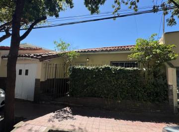Casa · 189m² · 9 Ambientes · 1 Cochera · Vede Casa Sexta Seccion Apta Credito Hipotecario