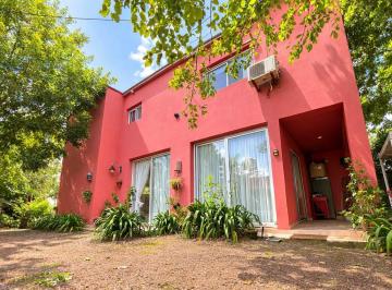 Casa · 110m² · 3 Ambientes · Casa en Punta Lara