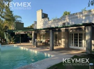 Casa · 600m² · 4 Ambientes · 2 Cocheras · Venta Casa 4 Ambientes C/pileta en Chascomus