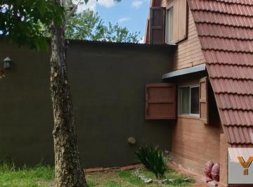Casa · 180m² · 4 Ambientes · Casa en Venta - 3 Dorm. 2 Baños - Ezeiza