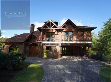 Casa · 224m² · 5 Ambientes · 2 Cocheras · Casa en Venta/alquiler Barrio Privado Club de Campo La Tradicion
