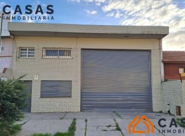 Bodega-Galpón · 333m² · 3 Ambientes · 10 Cocheras · Galpón - Villa Primera