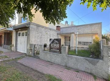 Casa · 105m² · 3 Ambientes · 1 Cochera · Casa en Mar del Plata