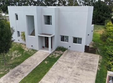 Casa · 156m² · 5 Ambientes · 2 Cocheras · Propiedad en El Barrio San Matias - Lote de 820 m - Escobar