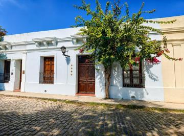 Casa · 194m² · 6 Ambientes · Casa en Alquiler o Venta en Barrio Histórico de Colonia del Sacramento