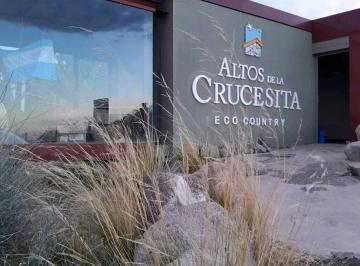 Terreno · 2001m² · Lote en Venta 2000 m² Barrio Altos de La Crucesita, Eco Country, Luján