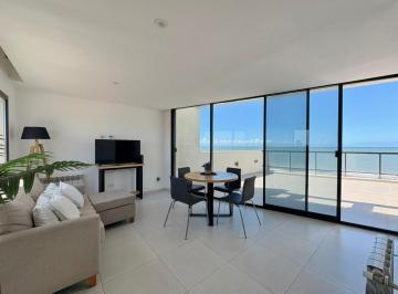 Departamento · 60m² · 3 Ambientes · Departamento 3 Ambientes en Alquiler - Frente Al Mar