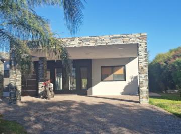 Casa · 158m² · 4 Ambientes · 2 Cocheras · Oportunidad Unica! Sobre La Ruta 58 a Solo 7 Min de San Vicente - Casa 4 Amb - Quincho Cub. Pileta