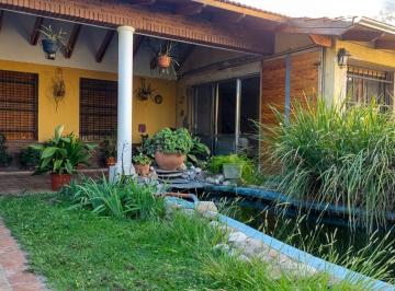 Casa · 110m² · 3 Ambientes · 5 Cocheras · Venta Casa en Barrio Pacífico - Bahía Blanca