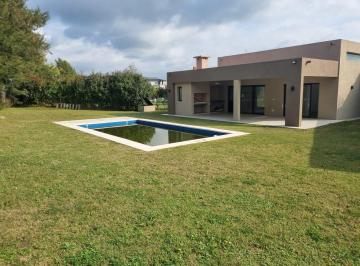 Casa · 183m² · 4 Ambientes · 2 Cocheras · Casa en Venta en San Matías, Escobar