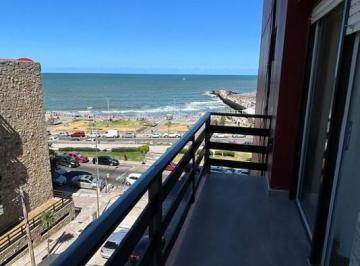 Departamento de 3 ambientes, Mar del Plata · Vista Al Mar Depto. 2 Amb C/dep. Cochera Doble. Punta Iglesia.