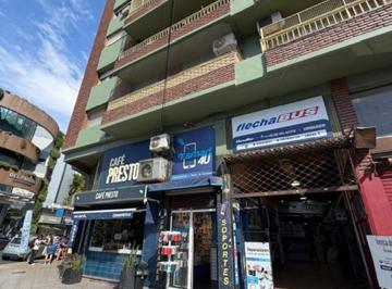 Local comercial de 1 ambiente Venta USD 79.000 · Local en Venta en Galeria, Frente a Estacion Villa del Parque - con Entrepiso y Bauleras