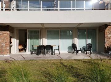 Departamento · 78ha · 3 Ambientes · 1 Cochera · Excelente Departamento de 3 Ambientes con Jardín en La Balconada - Barrio Castañ