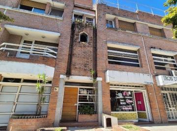 Departamento · 72m² · 3 Ambientes · Departamento en Venta en Santos Lugares, Tres de Febrero, G. B. a. Zona Oeste