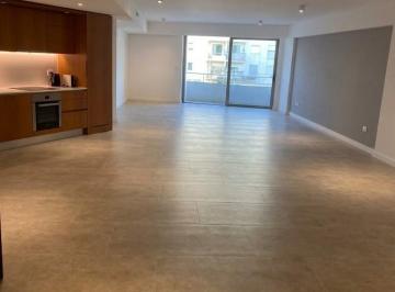 Oficina comercial · 95m² · 1 Ambiente · 1 Cochera · Alquiler Departamento Apto Profesional con Cochera en Palacio Paz