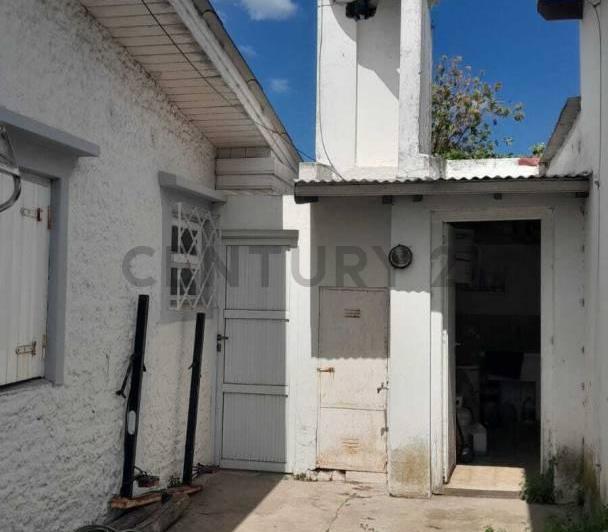 Casa · 57m² · 8 Ambientes