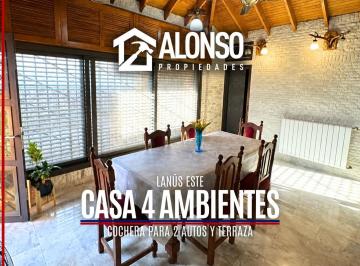 Casa · 118m² · 4 Ambientes · 2 Cocheras · Venta Casa 4 Ambientes en Lanus Este