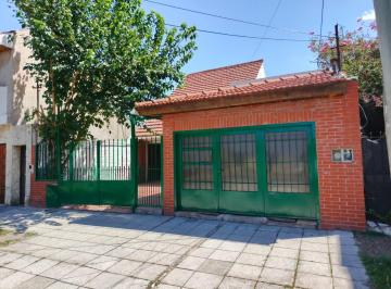 imagen1 · Casa 5 Ambientes en 2 Plantas con 2 Cocheras y Patio