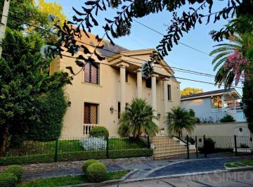 Casa · 650m² · 8 Ambientes · 5 Cocheras · Casa - Venta - Acassuso