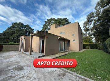 Casa · 550m² · 5 Ambientes · 1 Cochera · Casa de 5 Amb con Parque en B. Colinalegre