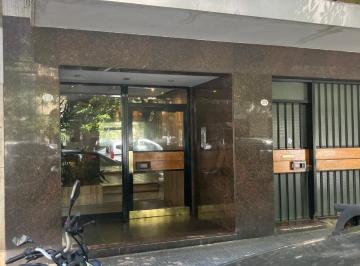 Departamento · 98m² · 3 Dormitorios · 1 Cochera · Belgrano 4 Ambientes con Espacio Guardacoches