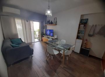 Departamento de 3 ambientes, San Cristobal · 3 Ambientes Balcon Al Frente Impecable - San Cristobal