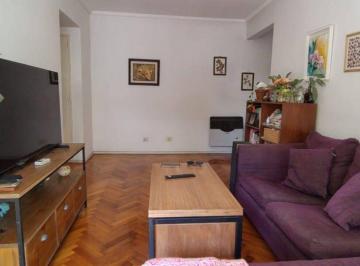 Departamento de 3 ambientes, Villa Pueyrredón · Departamento 3 Amb, Apto Prof. - Patio Cub; Coc Sep, Reciclado - Frente - Artigas Al 4800