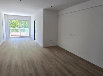 Departamento · 61m² · 2 Ambientes · Super Amplio 2amb con Balcón - Parque Cha