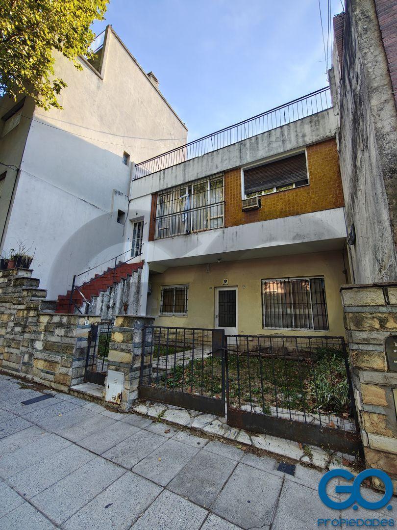 Lugones 1588. Entre Ballivian y Giribone,  Villa Ortuzar, Capital Federal