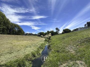 Terreno · 1097m² · Venta Lote con Vista Al Bosque y Arroyo en Barrancas de San Benito