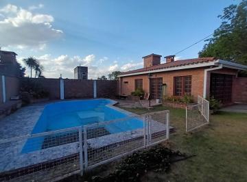 Casa · 206m² · 5 Ambientes · 2 Cocheras · Casa en Venta 3 Dorm. con Pileta Barrio La Cuesta Villa Carlos Paz