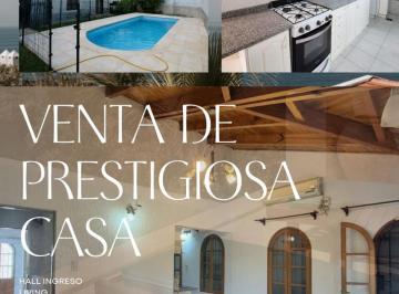 Casa · 170m² · 9 Ambientes · 2 Cocheras · Venta de Prestigiosa Casa con Piscina - Sexta Sección, Ciudad de Mendoza.