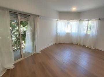 Departamento · 81m² · 4 Ambientes · 1 Cochera · Hermoso 4 Amb con Muy Luminoso y Ventilado, Reciclado a Nvo