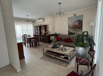 Living comedor · Casa Triplex en Venta en Tigre, G. B. a. Zona Norte, Argentina