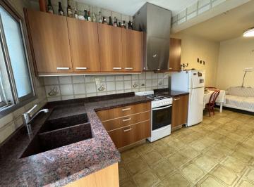 Casa · 134m² · 7 Ambientes · 1 Cochera · Casa en Venta Echesortu