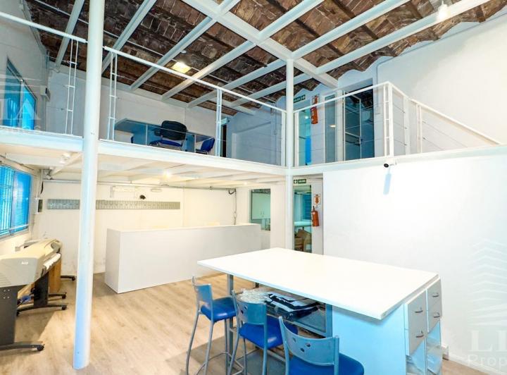 Oficina comercial · 320m² · 8 Ambientes