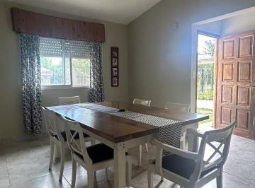 Casa · 235m² · 4 Ambientes · 1 Cochera · Casa en Venta 4 Ambientes en Los Cardales
