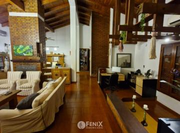 Casa · 891m² · 10 Ambientes · Cf1359 - Amplia Propiedad en Esquina con Casa + Dúplex - Av Lavalle y Cmte. Andresito