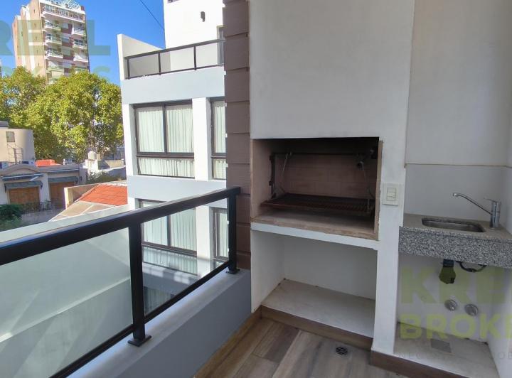 Departamento de 2 Ambientes con Balcón y Parrilla Propia en Palermo