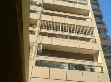 Departamento de 3 ambientes, Córdoba · Vendo Hermoso Depto 3 Dorm. C/vista - Liv/com Coc/c 2bños - Balcon - Segur. - Opc/coch - Av Colon Al 800