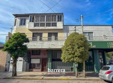 PH · 431m² · 5 Ambientes · 1 Cochera · Gran PH de 431 m² en Esquina: Ideal Showroom, Oficinas o Vivienda