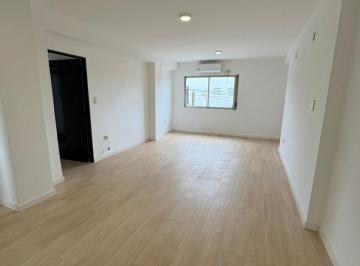Departamento de 3 ambientes, Santiago del Estero · Departamento Reacondicionado – 3 Dorm. – 90 m²